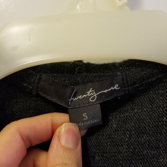 Forever 21 sweater hooded cardigan - Picture 3 of 6